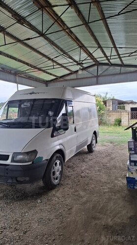 Ford Transit-6