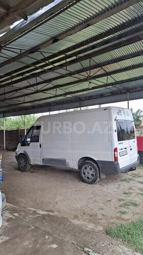 Ford Transit-7