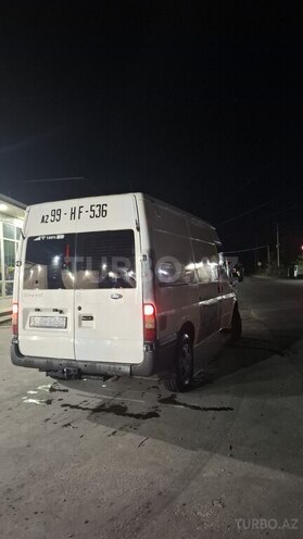 Ford Transit-11