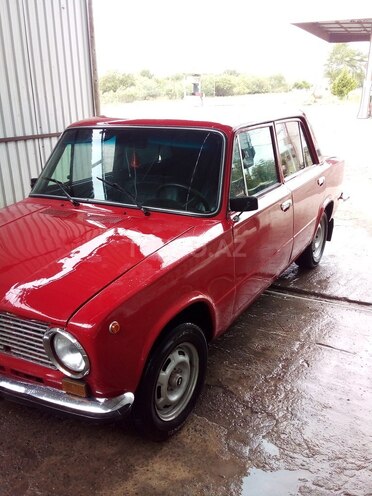 LADA (VAZ) 21011-4