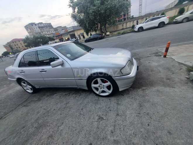 Mercedes C 240-4