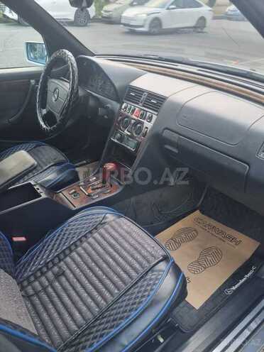 Mercedes C 240-6