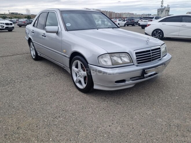 Mercedes C 240-1