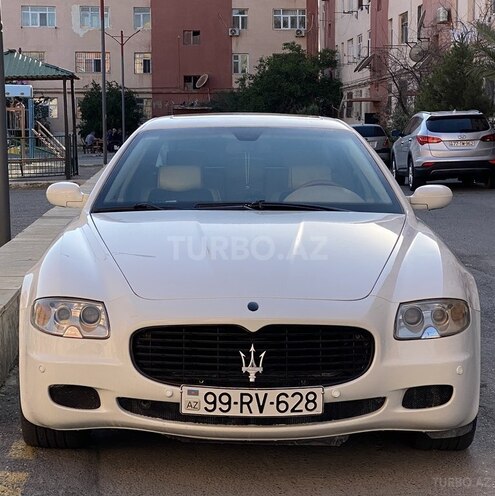 Maserati Quattroporte-1