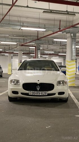 Maserati Quattroporte-14