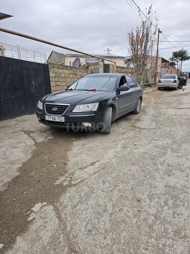 Hyundai Sonata-1
