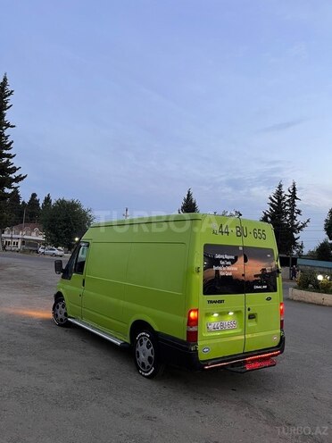 Ford Transit-5