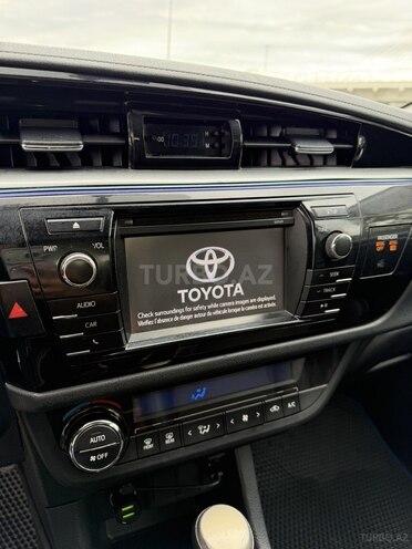 Toyota Corolla-9