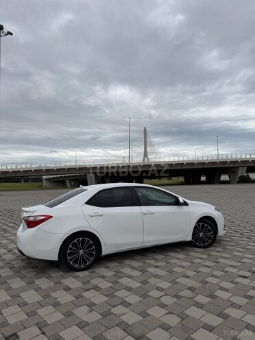 Toyota Corolla-3