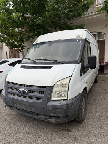 Ford Transit-1