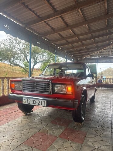 LADA (VAZ) 2107-2