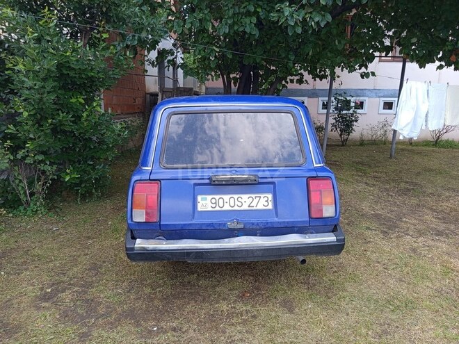 LADA (VAZ) 2104-2