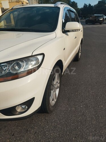 Hyundai Santa Fe-3