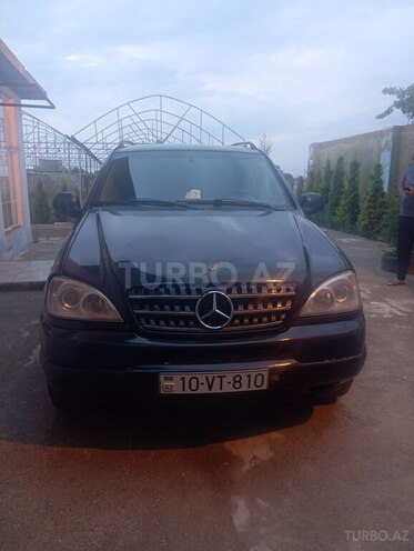 Mercedes ML 320-1