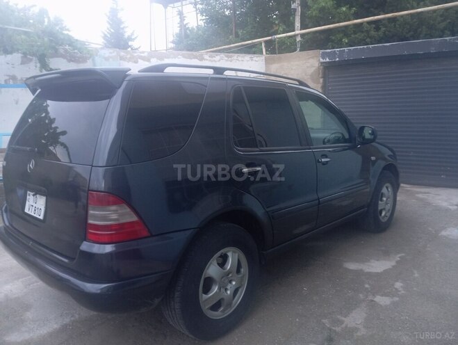 Mercedes ML 320-7