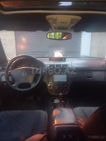 Mercedes ML 320-10