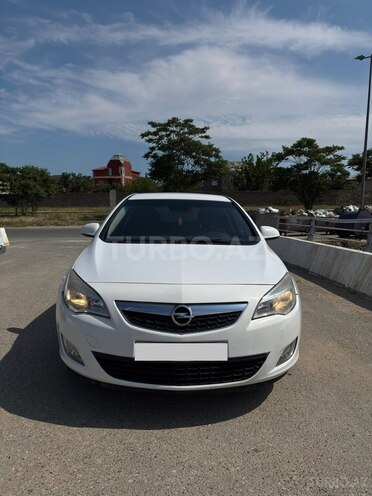 Opel Astra-1