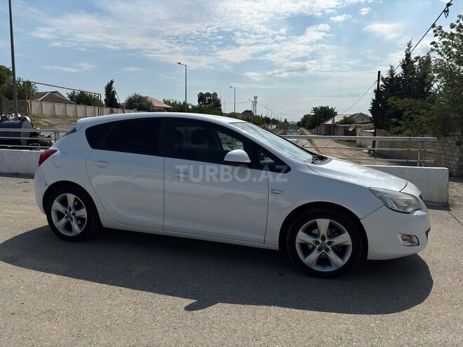 Opel Astra-3
