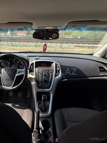 Opel Astra-8