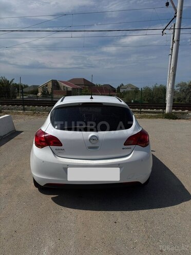 Opel Astra-5