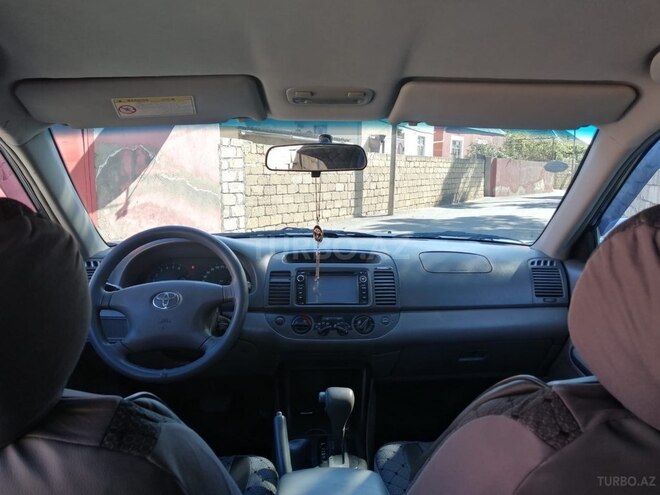 Toyota Camry-6