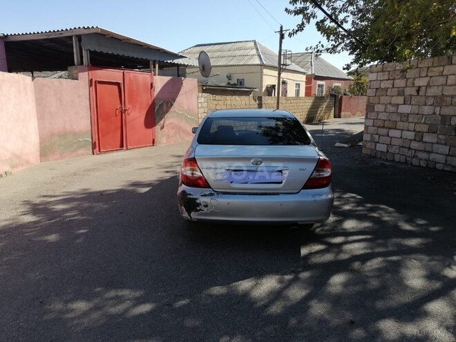 Toyota Camry-4
