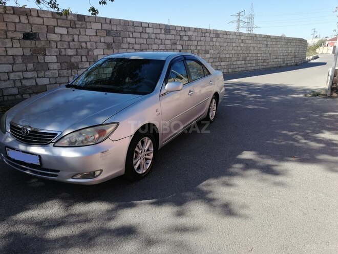 Toyota Camry-3
