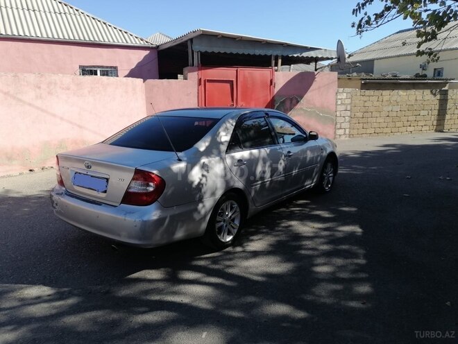 Toyota Camry-10