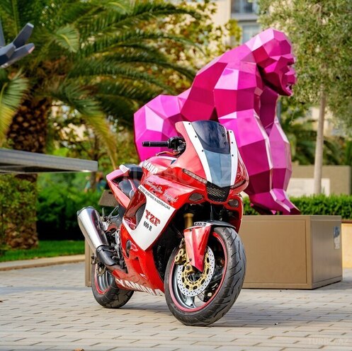 Yamaha YZF-R6-1
