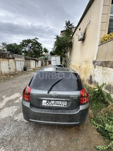 Toyota Corolla-4