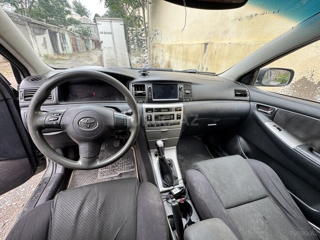 Toyota Corolla-9