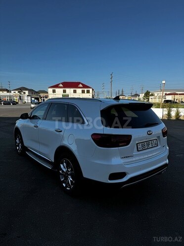 Kia Sorento-8