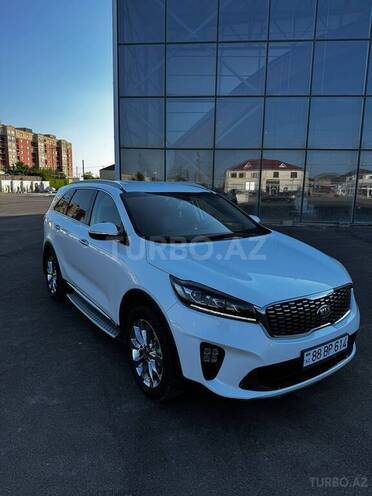 Kia Sorento-13
