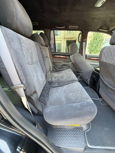 Toyota Land Cruiser Prado-2