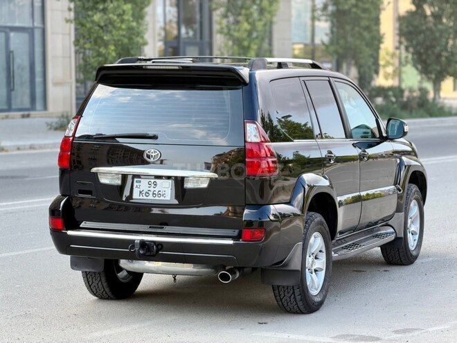 Toyota Land Cruiser Prado-7