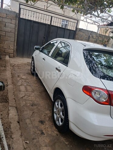 BYD F3-9