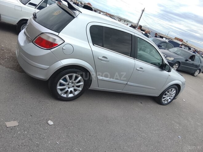 Opel Astra-2