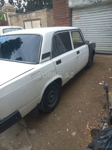 LADA (VAZ) 2107-5