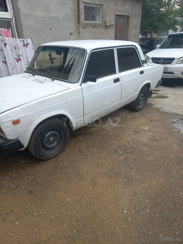 LADA (VAZ) 2107-4