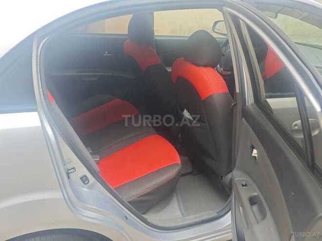 Kia Rio-4