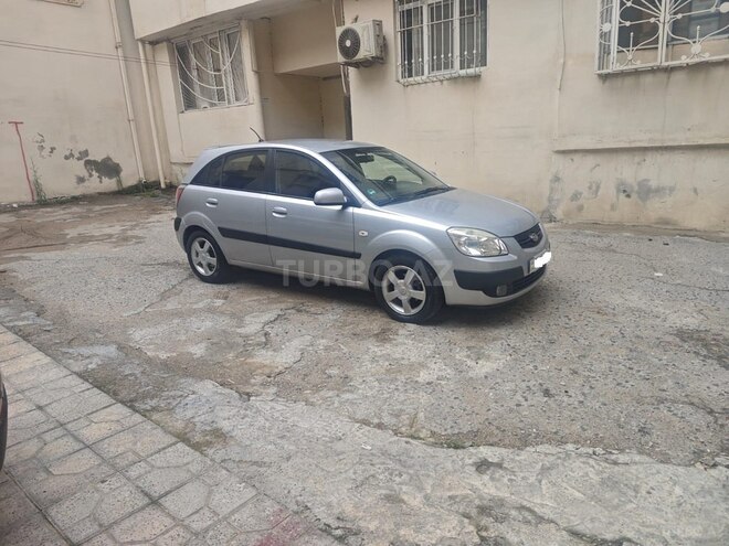 Kia Rio-8
