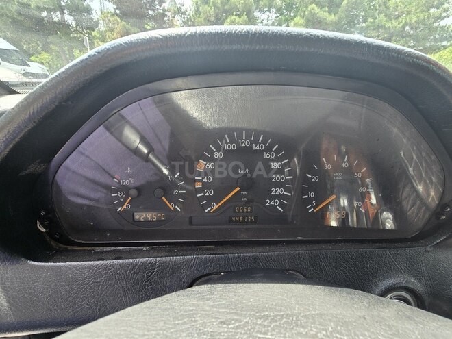 Mercedes C 180-7
