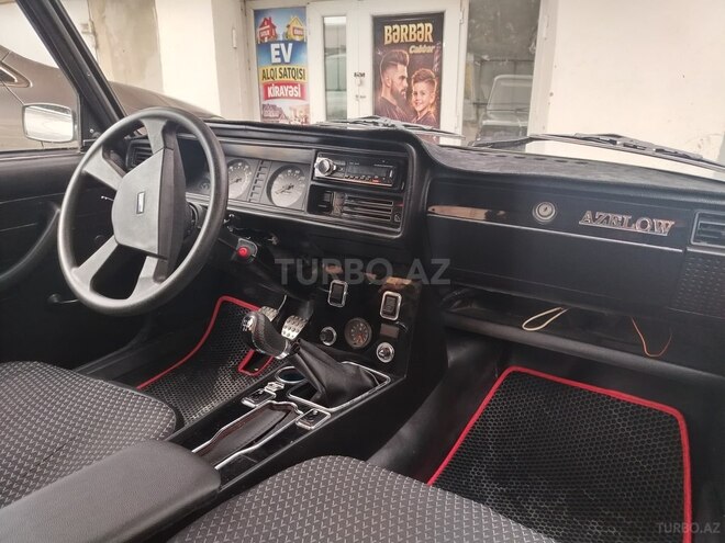 LADA (VAZ) 2107-5