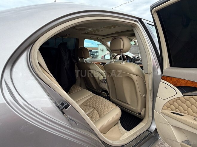 Mercedes E 320-12