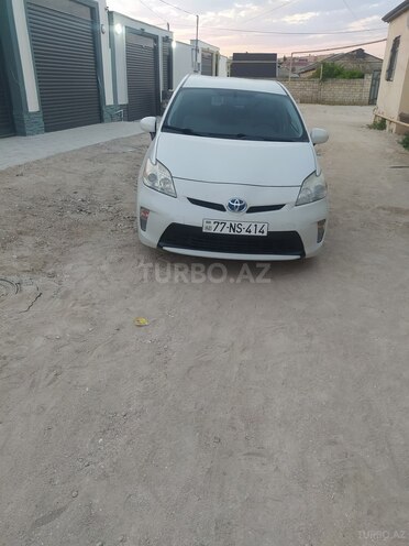 Toyota Prius-1