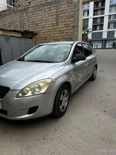 Kia Ceed-2