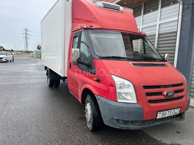 Ford Transit-1