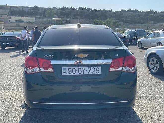 Chevrolet Cruze-2