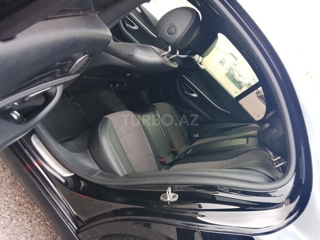 Mercedes E 200-12