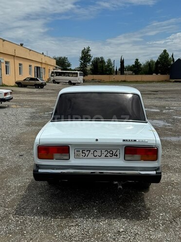 LADA (VAZ) 2107-4